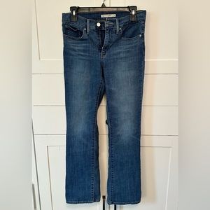 Levi shapping bootcut jean